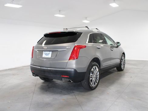 Used 2018 Cadillac XT5 Premium Luxury w/ Driver Assist Package image 9