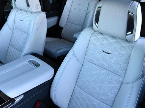 Used 2026 Cadillac Escalade V image 13