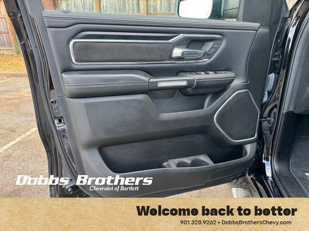 Used 2023 RAM 1500 Laramie AWD/4WD image 14