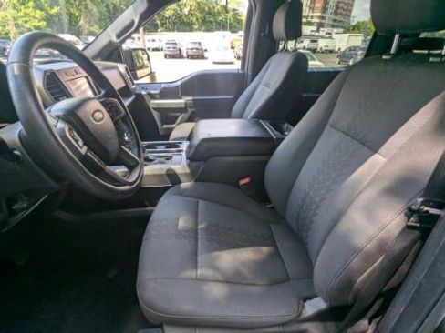 Used 2018 Ford F150 XLT w/ Equipment Group 302A Luxury AWD/4WD image 16