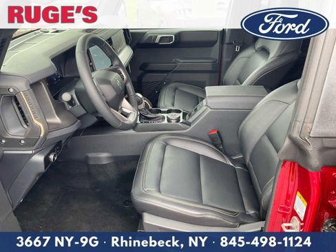 New 2026 Ford Bronco Badlands w/ Sasquatch Package image 16