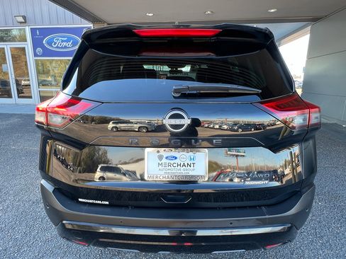 Used 2023 Nissan Rogue SV w/ SV Premium Package image 7