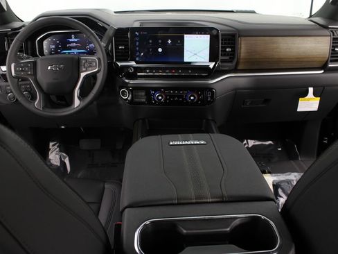 New 2026 Chevrolet Silverado 2500 High Country w/ Midnight Edition AWD/4WD image 10