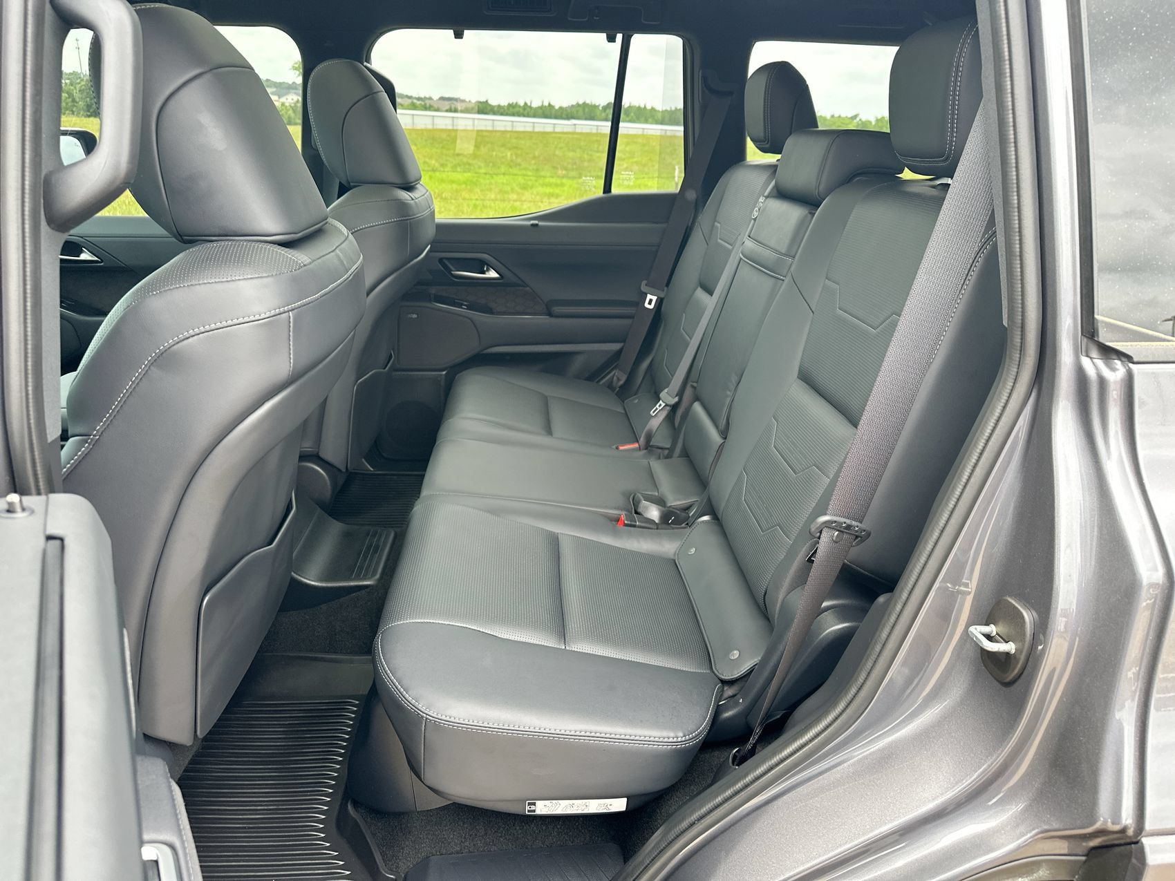 Used 2025 Lexus GX 550 w/ Cold Area Package AWD/4WD image 22
