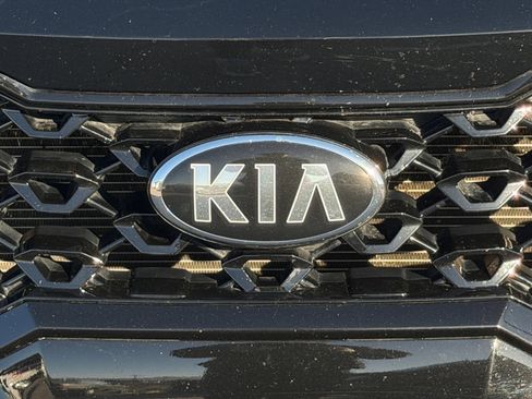 Used 2021 Kia Sorento S w/ Panoramic Sunroof Package image 23