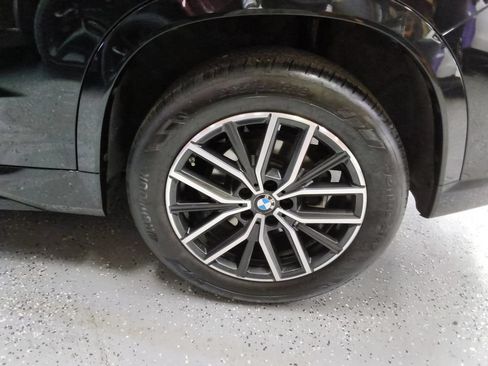 Used 2025 BMW X1 xDrive28i AWD/4WD image 11