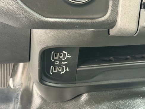 Used 2023 RAM 2500 Tradesman w/ Safety Group image 33