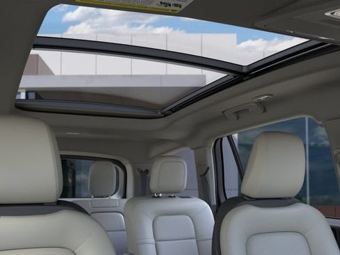 New 2026 Lincoln Aviator AWD image 24