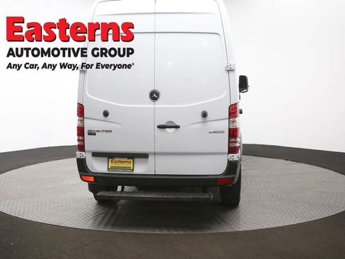 Used 2017 Mercedes-Benz Sprinter 2500 image 35