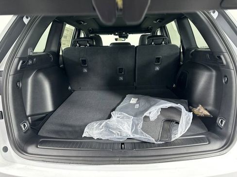 New 2026 Jeep Grand Cherokee Limited image 7