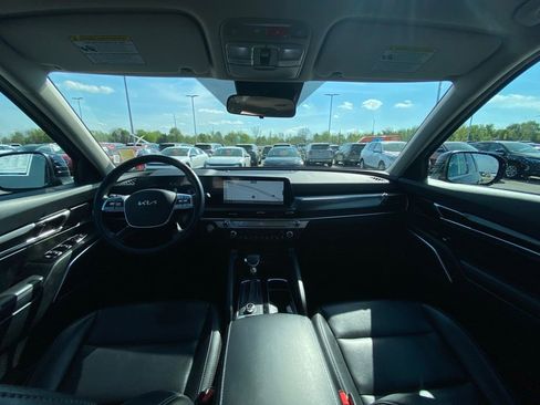 Certified 2025 Kia Telluride S image 25