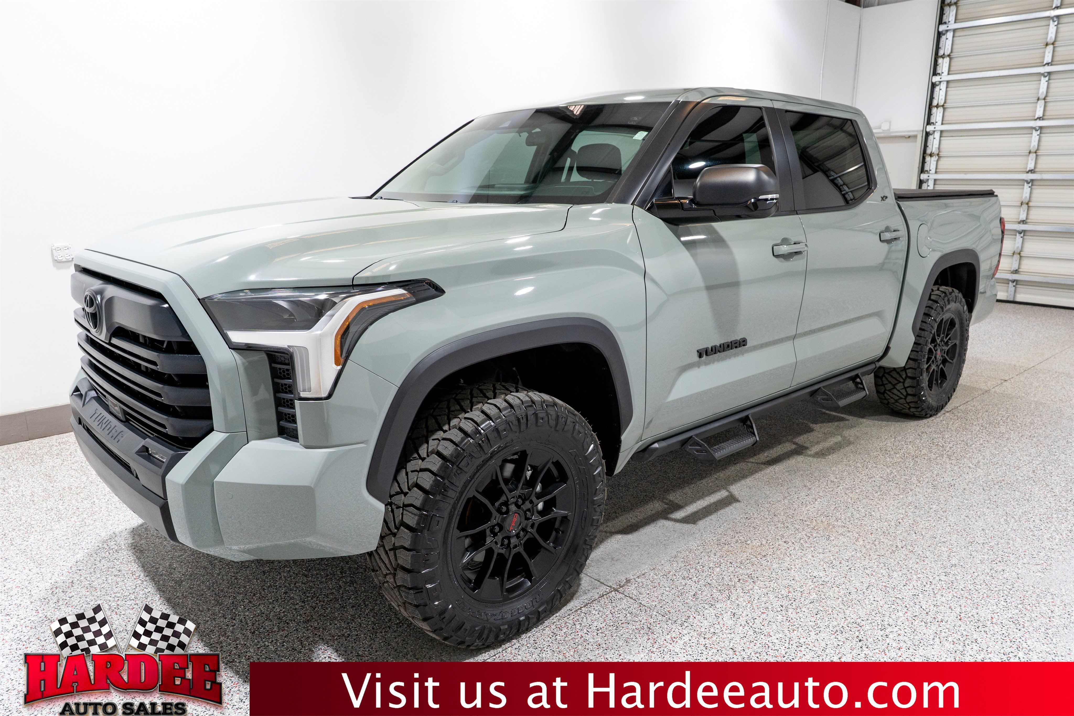 Used 2024 Toyota Tundra SR5 w/ SR5 Premium Package AWD/4WD image 2