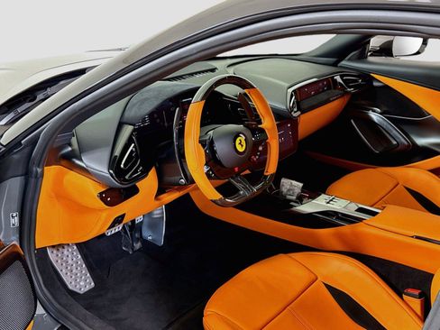 Used 2025 Ferrari 12Cilindri RWD image 13