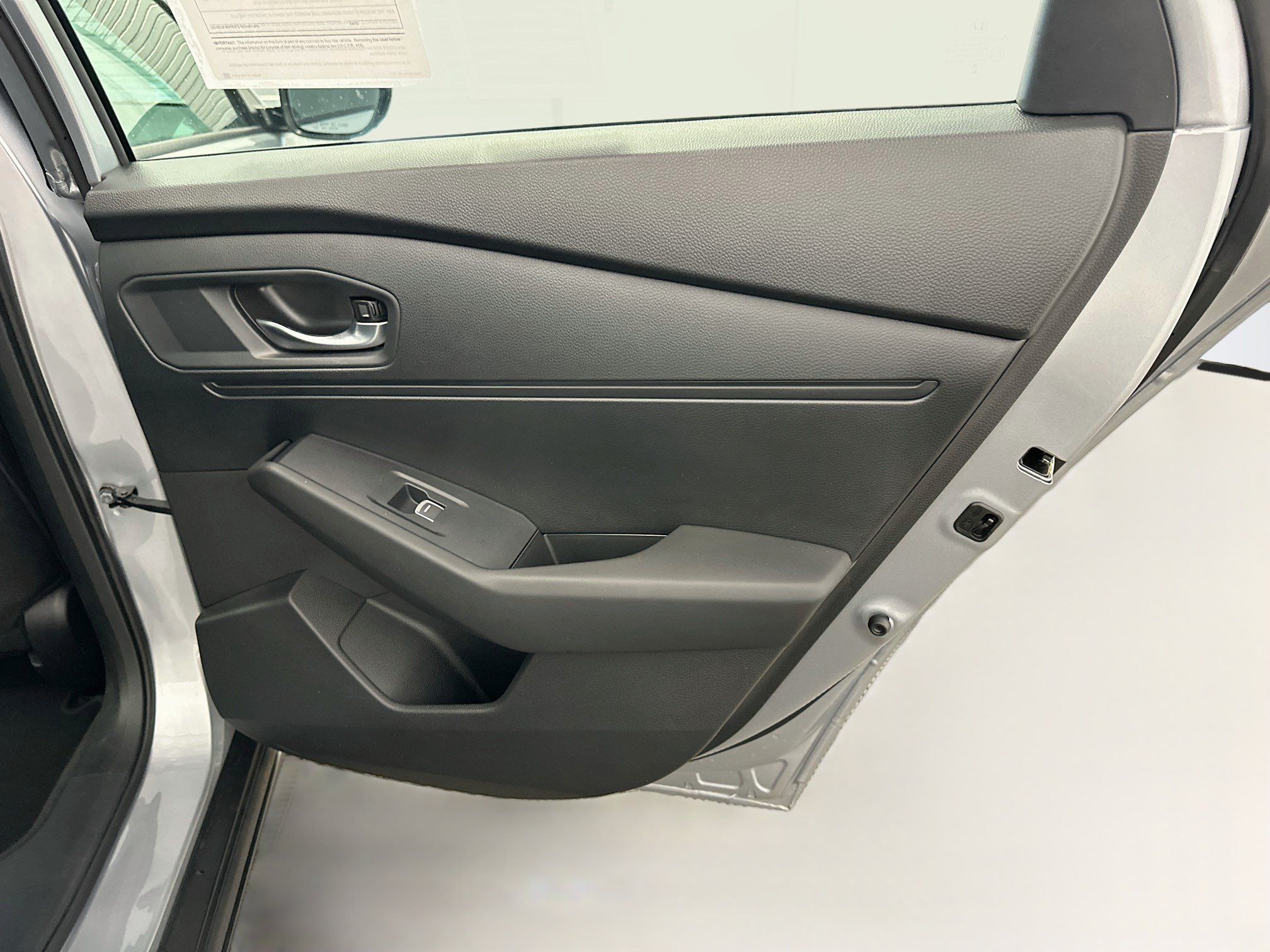 Used 2025 Honda Accord SE image 30