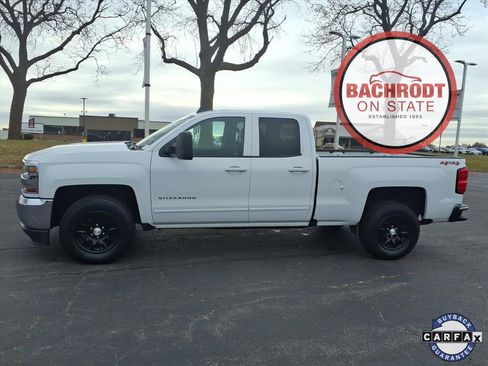 Used 2018 Chevrolet Silverado 1500 LT w/ Trailering Package image 4