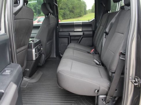 Used 2019 Ford F150 XLT w/ Equipment Group 302A Luxury AWD/4WD image 12