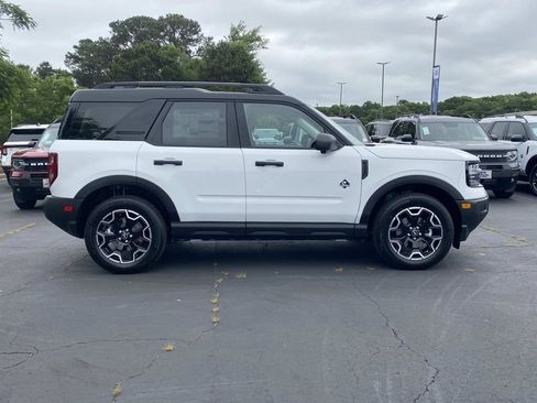 New 2026 Ford Bronco Sport Outer Banks w/ Outer Banks Tech Package+ AWD/4WD image 2