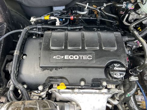 Used 2016 Chevrolet Cruze LT w/ Technology Package image 36