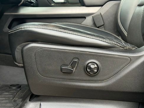 Used 2019 RAM 1500 Sport image 12