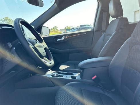 New 2026 Ford Escape ST-Line w/ Tech Pack #1 image 9