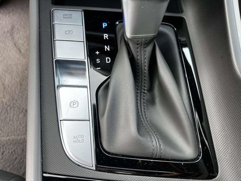 Certified 2026 Hyundai Elantra SEL Sport Premium FWD image 34