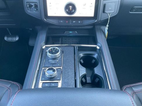 Certified 2024 Ford Expedition Limited image 42