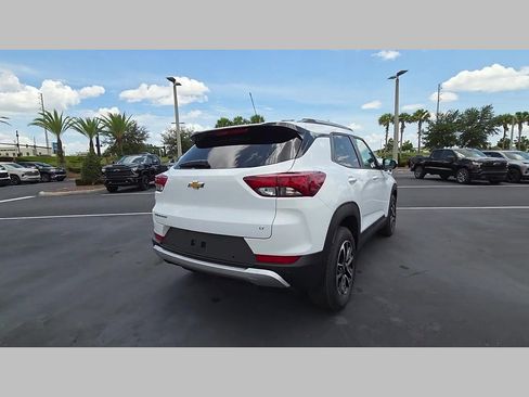 New 2026 Chevrolet TrailBlazer LT w/ Driver Confidence Package FWD image 18