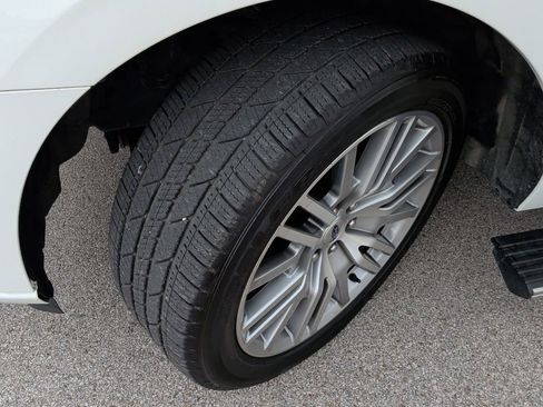 Used 2022 Ford Expedition Platinum RWD image 55