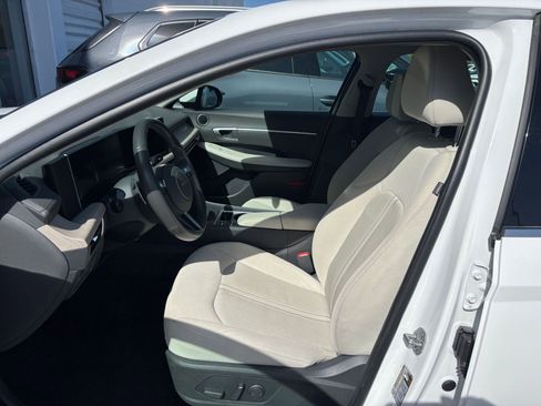 Used 2025 Hyundai Sonata SEL FWD image 30