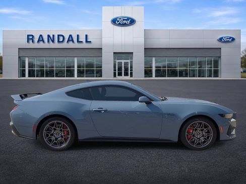 Used 2025 Ford Mustang GT Premium w/ GT Performance Package RWD image 6
