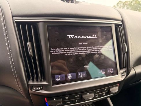 Used 2021 Maserati Levante S GranSport AWD/4WD image 14