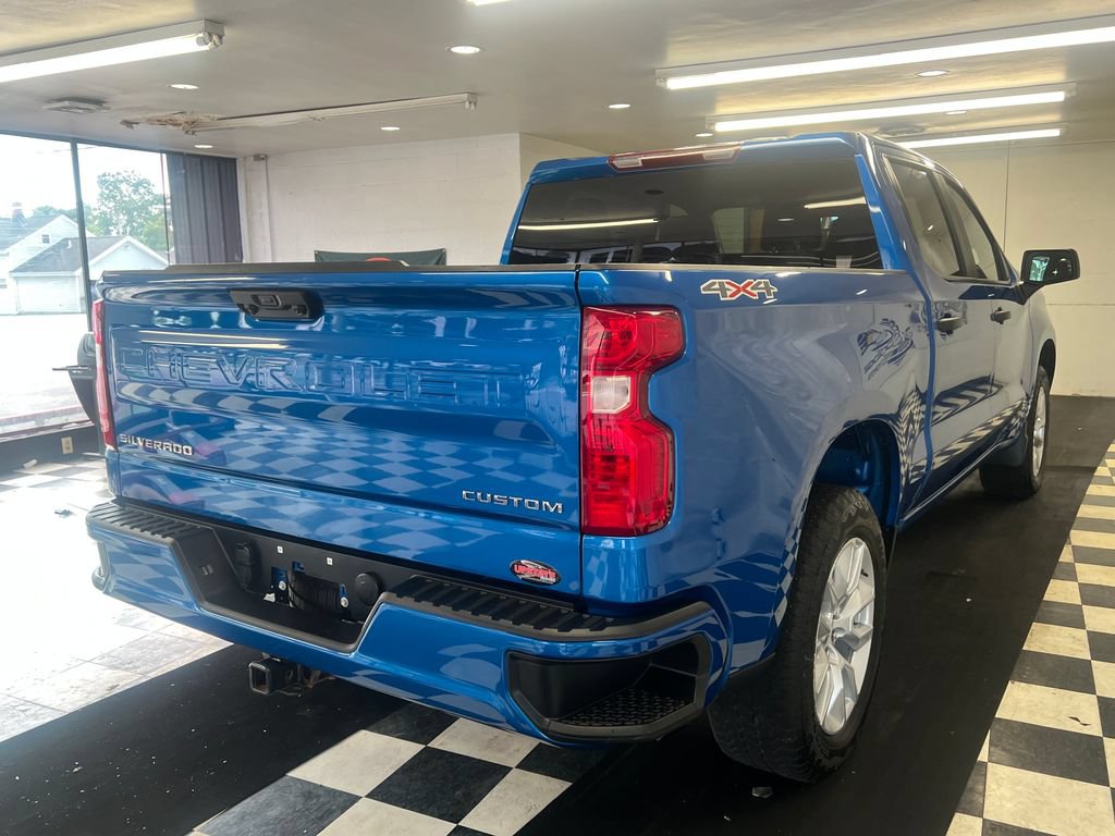 Used 2023 Chevrolet Silverado 1500 Custom AWD/4WD image 14