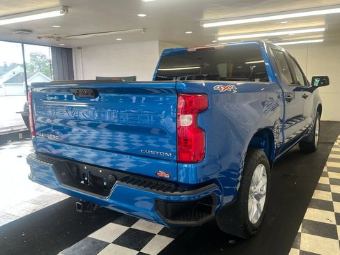 Used 2023 Chevrolet Silverado 1500 Custom AWD/4WD image 14