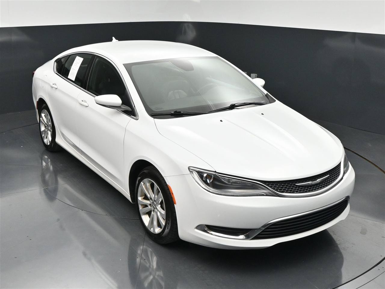 Used 2017 Chrysler 200 Limited Platinum w/ Comfort & Convenience Group FWD image 21