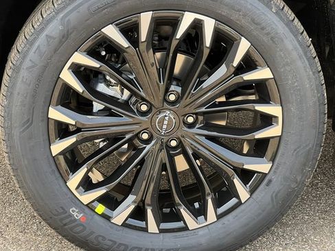 New 2026 Nissan Rogue SV image 7