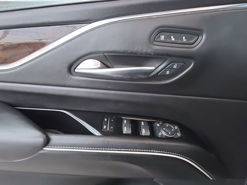 Used 2021 Cadillac Escalade Premium Luxury Platinum image 24