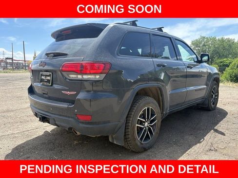 Used 2017 Jeep Grand Cherokee Trailhawk AWD/4WD image 6