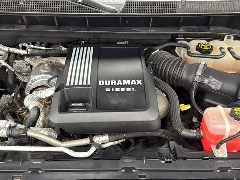 Used 2021 Chevrolet Silverado 1500 LT image 29