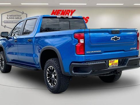 Used 2022 Chevrolet Silverado 1500 ZR2 w/ Technology Package image 4