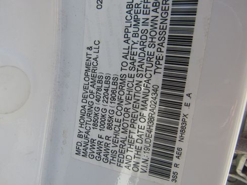 Certified 2024 Acura Integra A-Spec image 28