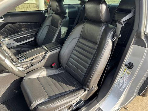 Used 2011 Ford Mustang GT Premium w/ Security Pkg image 14