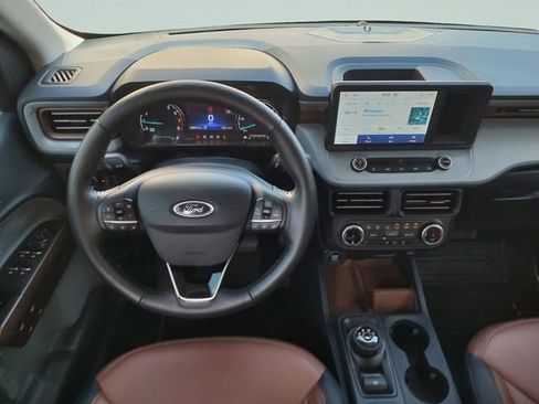 Used 2022 Ford Maverick Lariat w/ Lariat Luxury Package AWD/4WD image 10