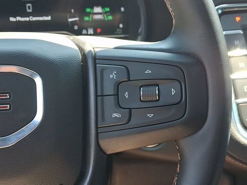 Used 2024 GMC Yukon AT4 w/ Technology Package AWD/4WD image 27