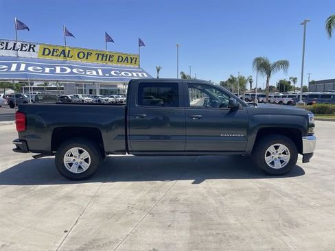 Used 2018 Chevrolet Silverado 1500 LT w/ All Star Edition RWD image 9