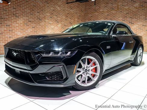 Used 2024 Ford Mustang GT Premium image 2