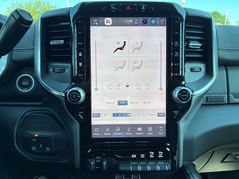 New 2026 RAM 3500 Laramie AWD/4WD image 4