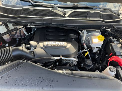 Used 2023 RAM 2500 Laramie AWD/4WD image 18