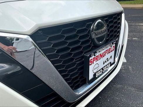 Used 2022 Nissan Altima 2.5 SV FWD image 30