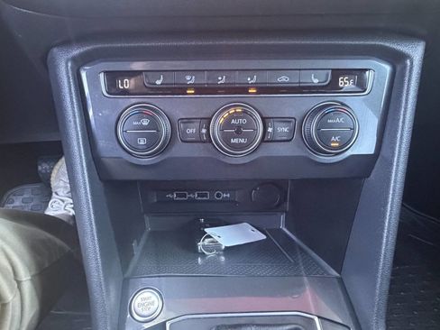 Used 2020 Volkswagen Tiguan S AWD/4WD image 35