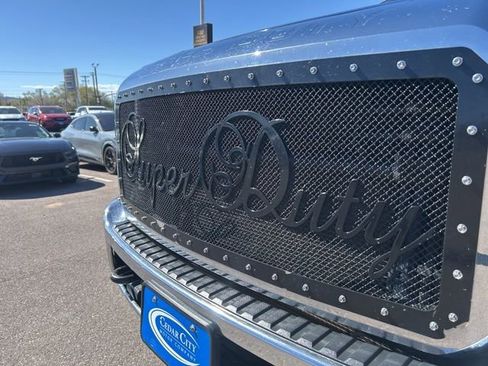 Used 2013 Ford F250 Lariat w/ Lariat Ultimate Pkg AWD/4WD image 22